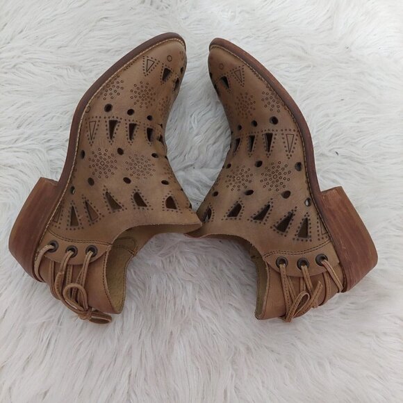 Musse & Cloud Brown Leather Coolise Ankle Boots Laser Cut Back Lace Booties Sz 7 - Picture 5 of 10
